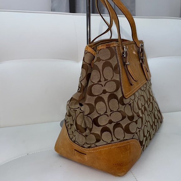 Authentic Coach CC Classic Bag - Picture 4 of 16